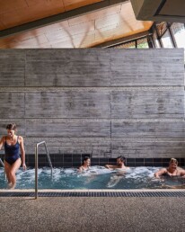 Bathhhouse 2 uai