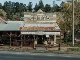 Cliffys Emporium 1 uai