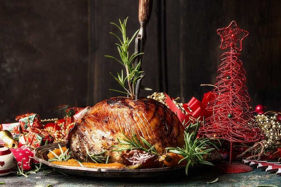 Daylesford Meat Co Honey Glazed Ham e1670907265378 uai