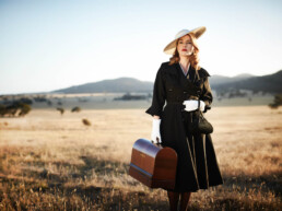 Kate Winslet in The Dressmaker. Courtesy of Film Art Media and Film Victoria uai