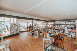 Old Auction House 4 uai